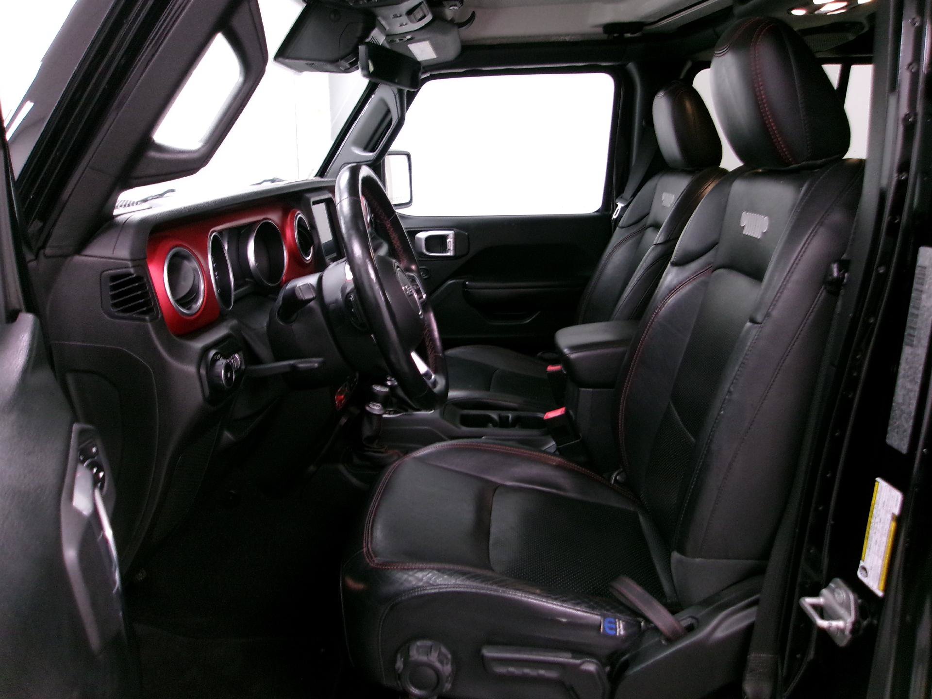 Used 2020 Jeep Wrangler Unlimited Rubicon w/ Dual Top Group AWD/4WD image 9