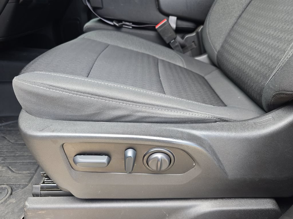 Used 2022 GMC Sierra 2500 SLE w/ SLE Value Package; AWD/4WD image 30