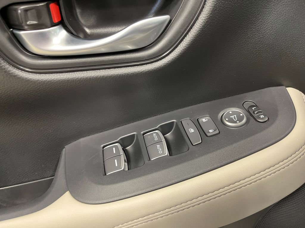 New 2027 Honda HR-V EX-L image 13