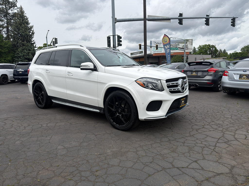 Used 2018 Mercedes-Benz GLS 550 4MATIC image 10
