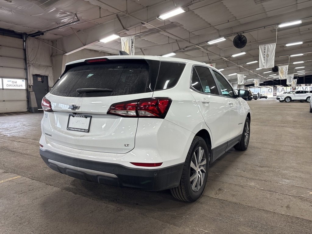 Certified 2024 Chevrolet Equinox LT w/ LPO, Floor Liner Package image 3