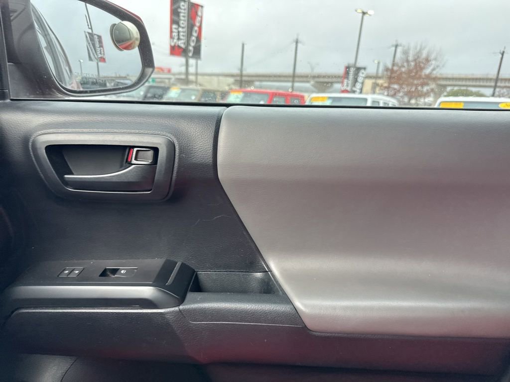 Used 2021 Toyota Tacoma SR image 27