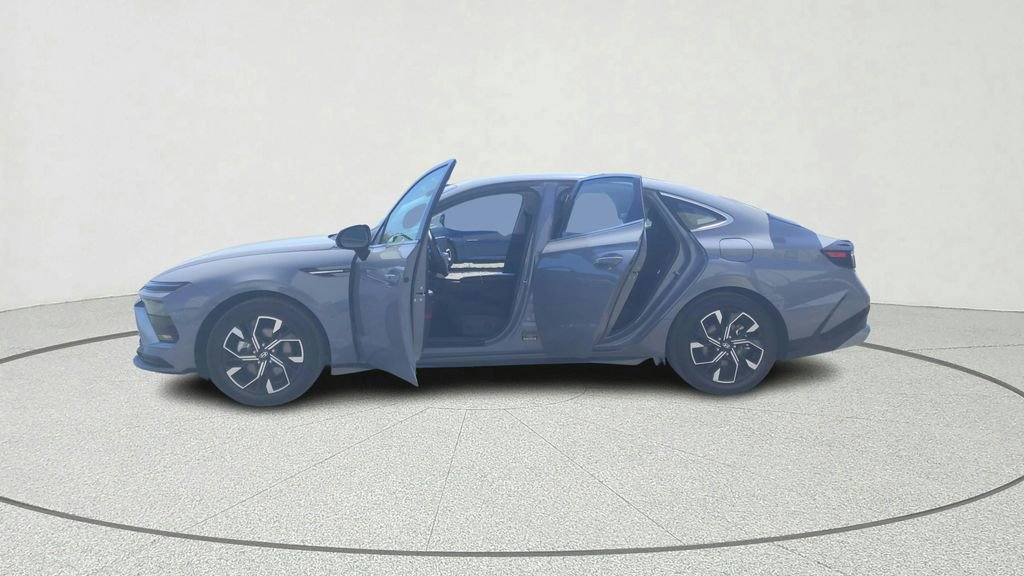 Used 2025 Hyundai Sonata SEL image 11