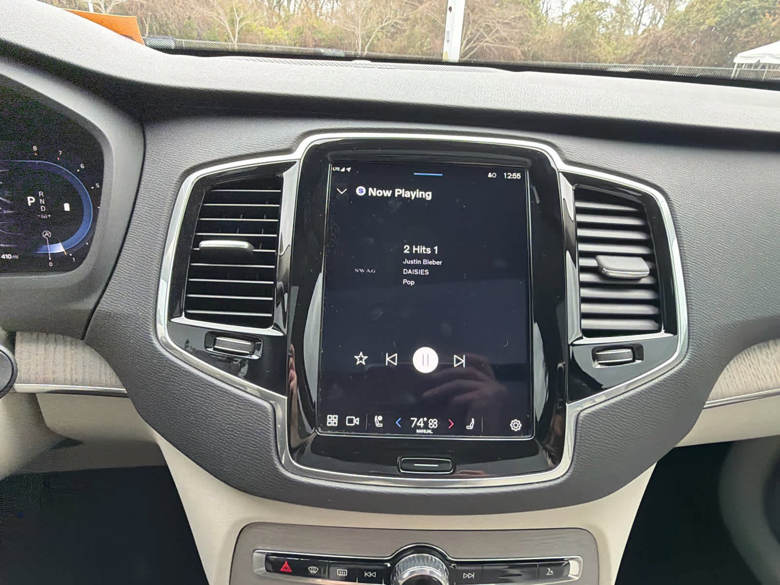 Certified 2025 Volvo XC90 B6 Plus w/ Protection Package Premier image 30