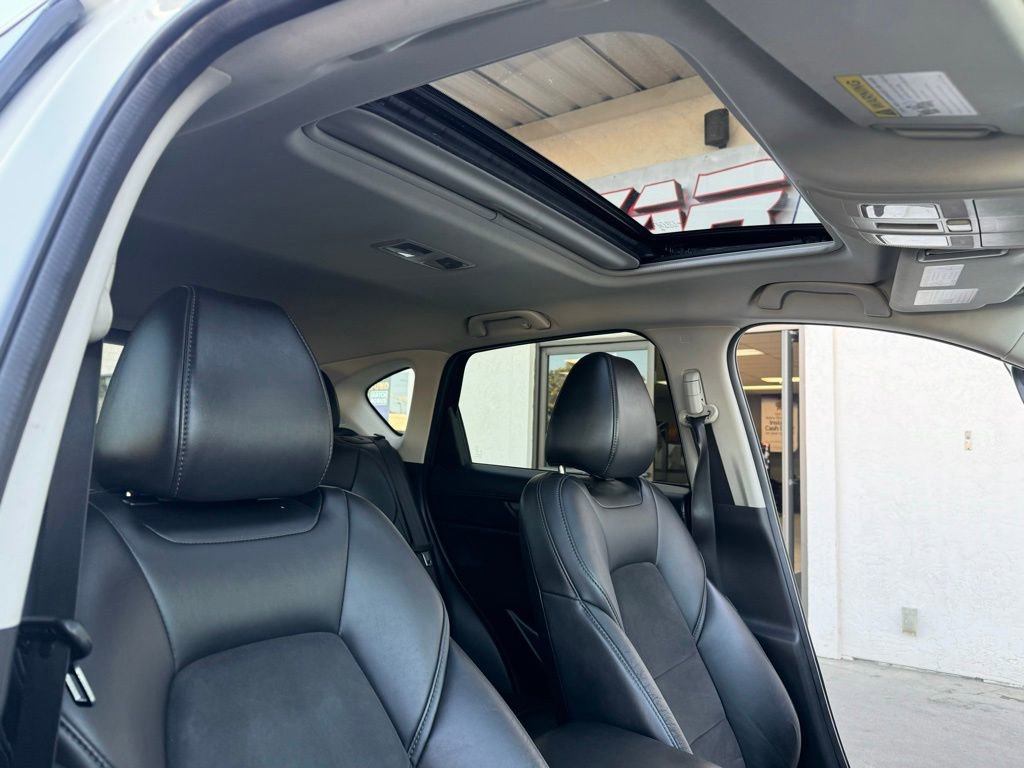 Used 2020 MAZDA CX-5 Touring FWD image 19