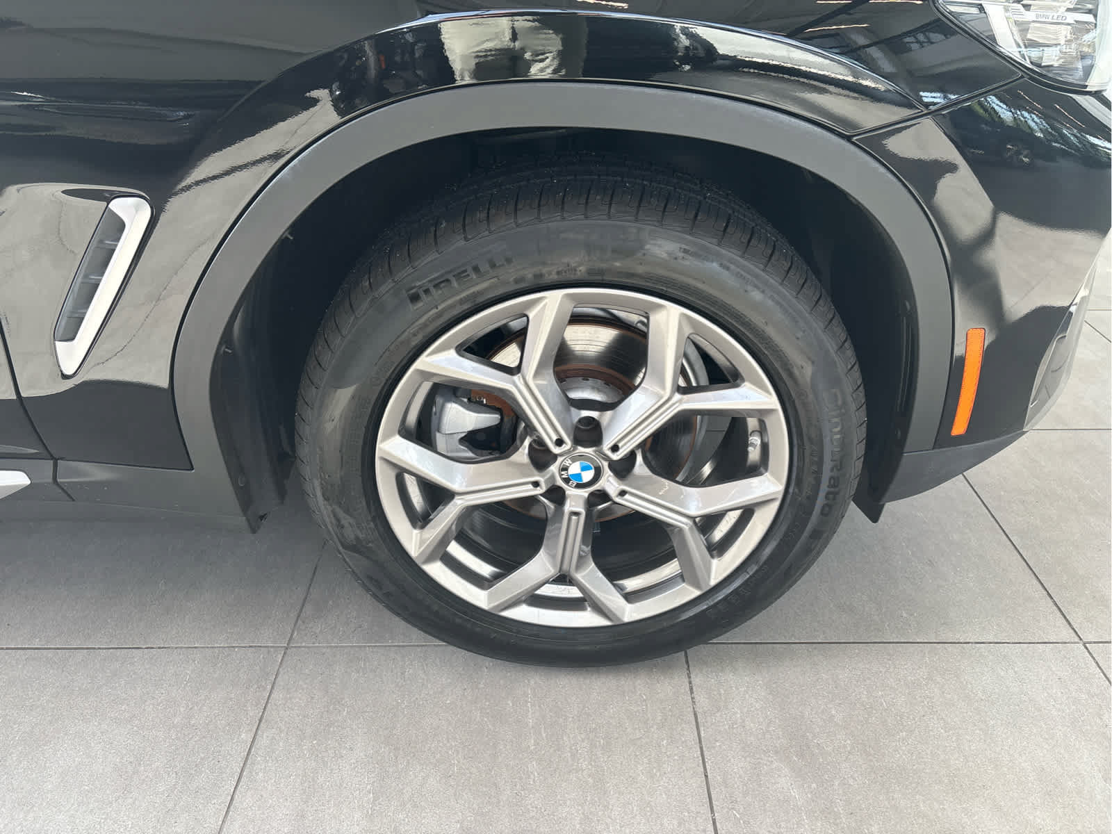 Used 2023 BMW X3 xDrive30i w/ Premium Package w/ZPA AWD/4WD image 10