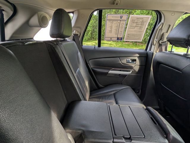 Used 2013 Ford Edge Limited FWD image 29