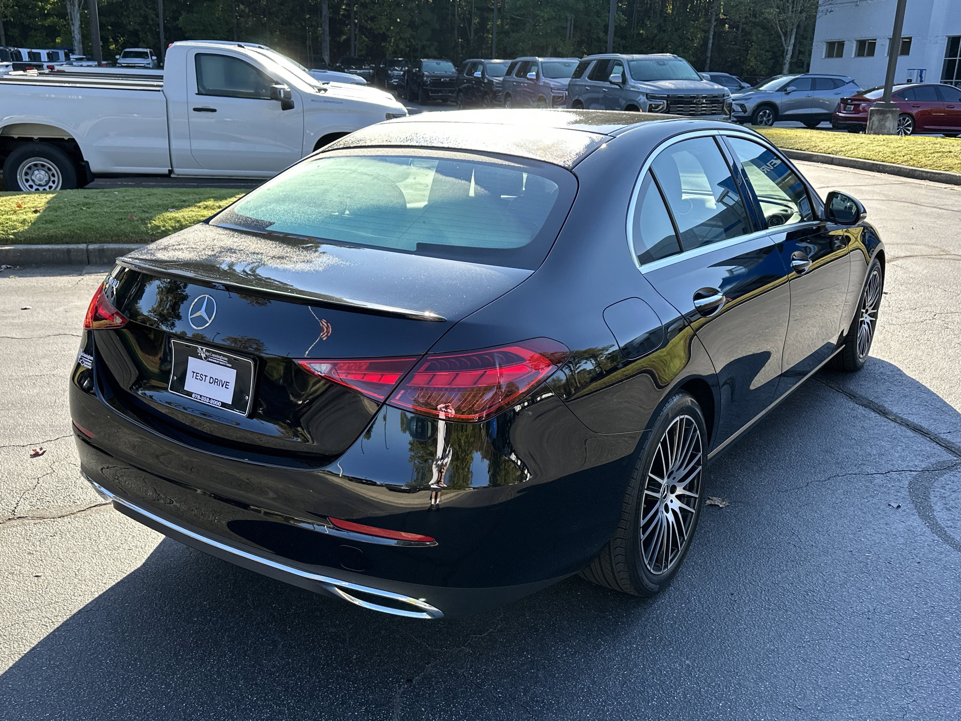 Used 2022 Mercedes-Benz C 300 Sedan image 5