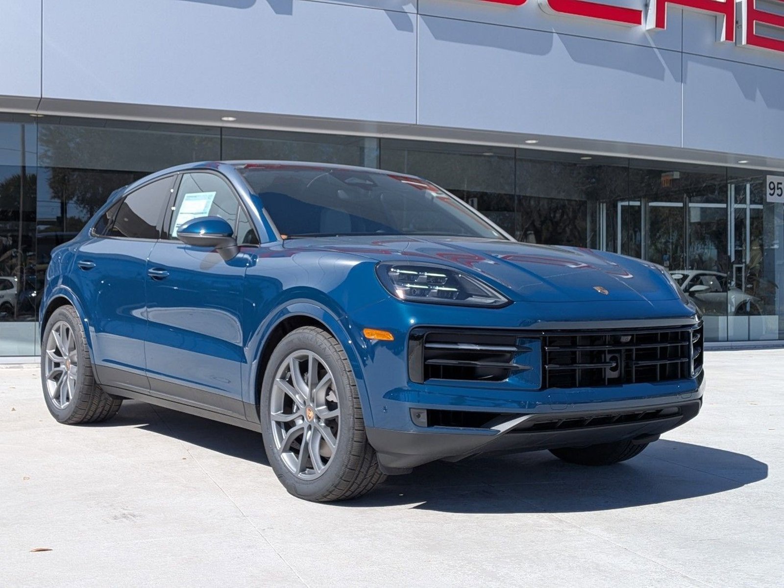 New 2026 Porsche Cayenne Coupe image 7