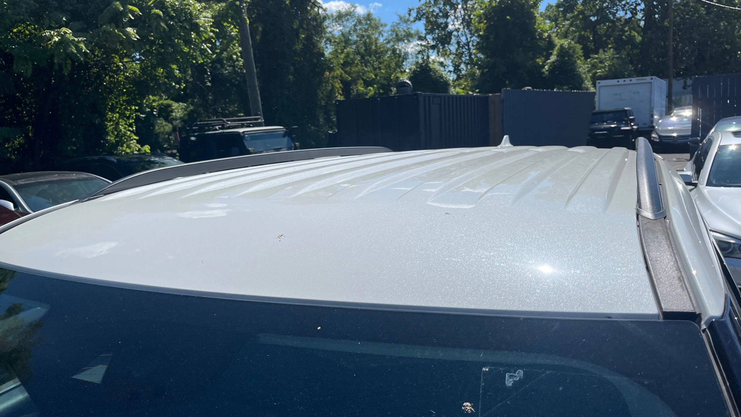 Used 2021 Ford Explorer XLT w/ Equipment Group 202A image 11