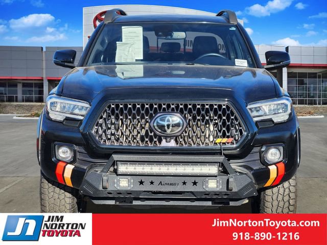 Used 2022 Toyota Tacoma Limited w/ Nightshade Package image 2