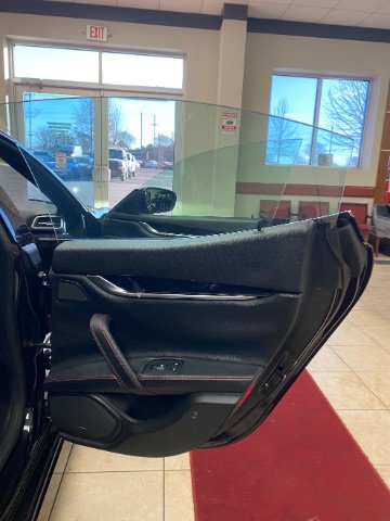 Used 2019 Maserati Ghibli S GranSport RWD image 16