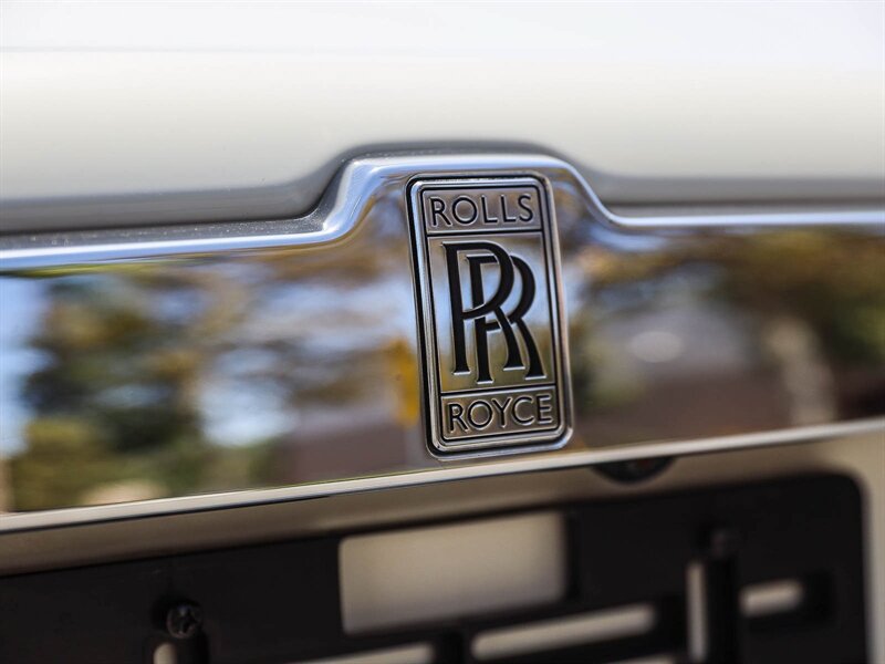 Used 2012 Rolls-Royce Ghost Extended Wheelbase RWD image 18