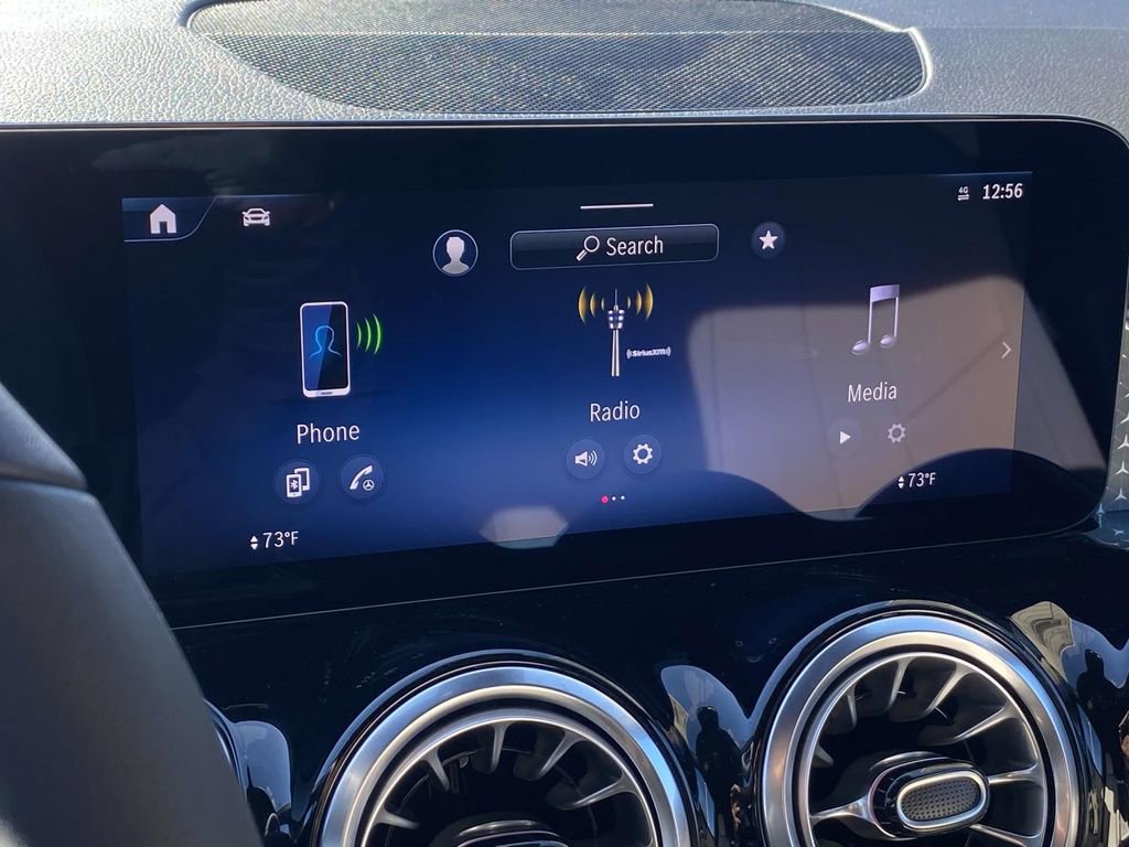 Certified 2025 Mercedes-Benz GLB 250 image 27