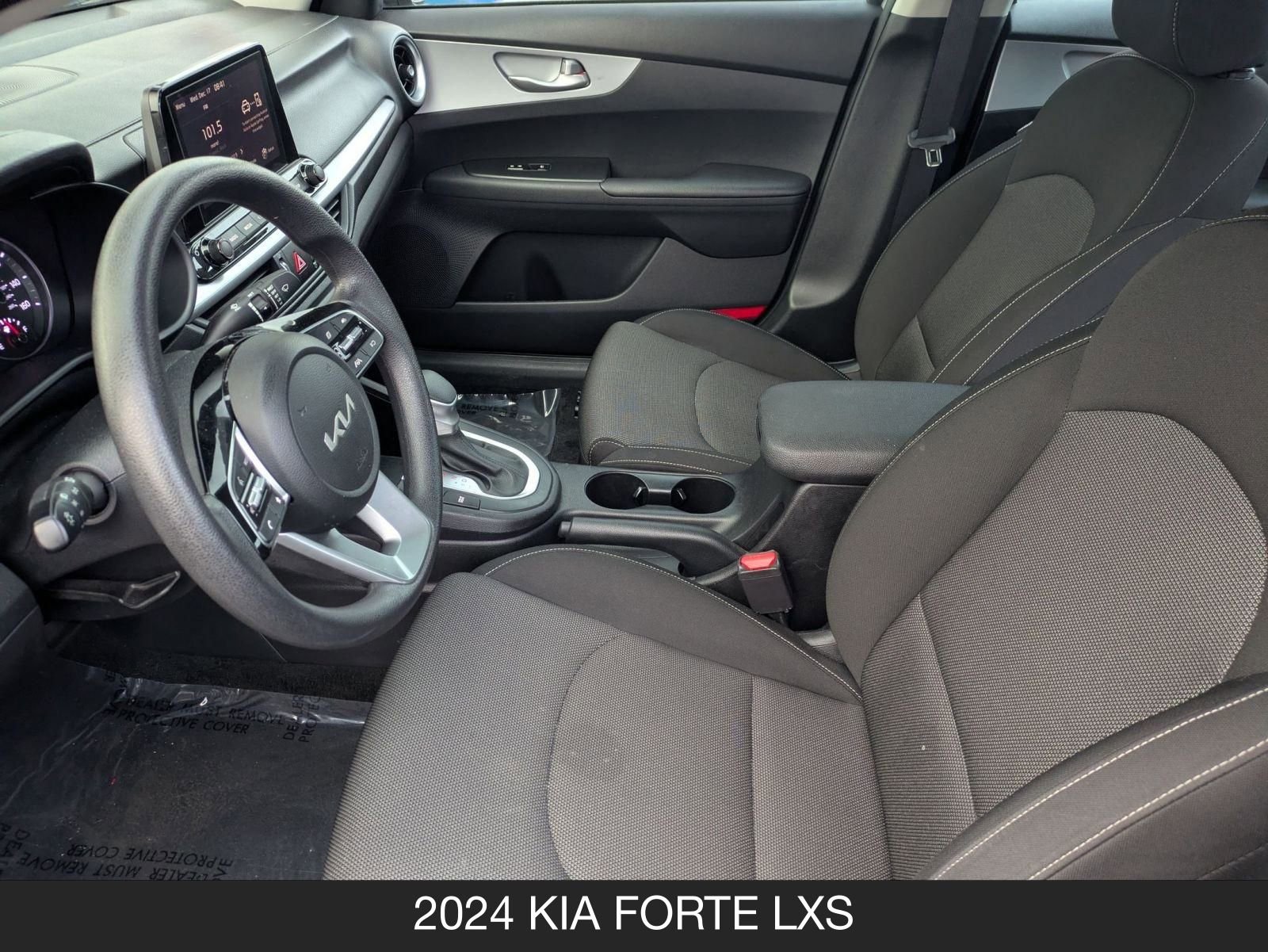 Used 2024 Kia Forte LXS image 14