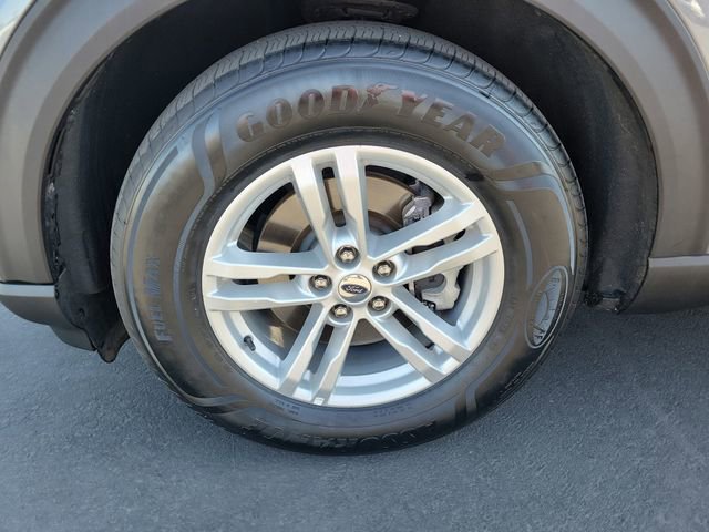 Used 2021 Ford Explorer XLT w/ Equipment Group 202A RWD image 31