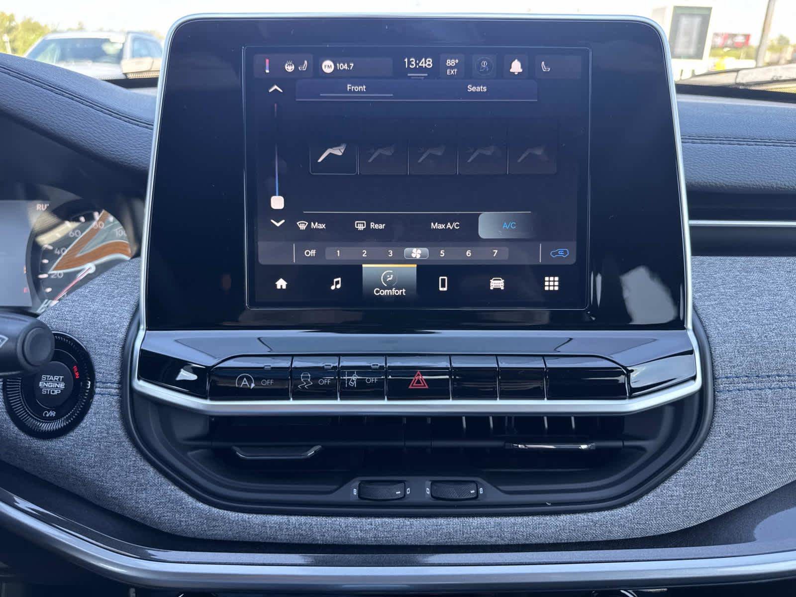New 2026 Jeep Compass Latitude AWD/4WD image 16