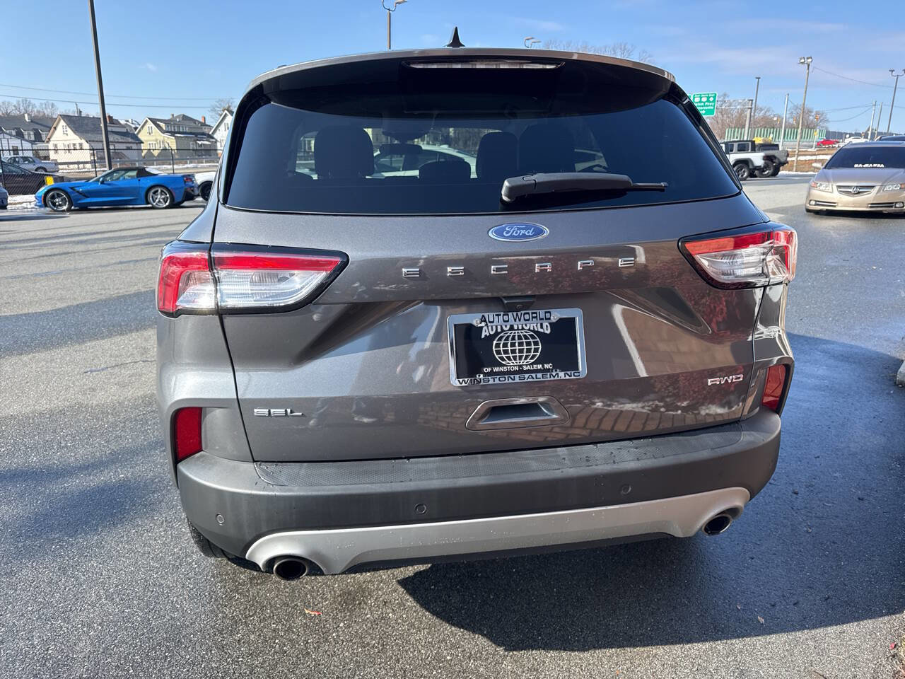 Used 2022 Ford Escape SEL image 9