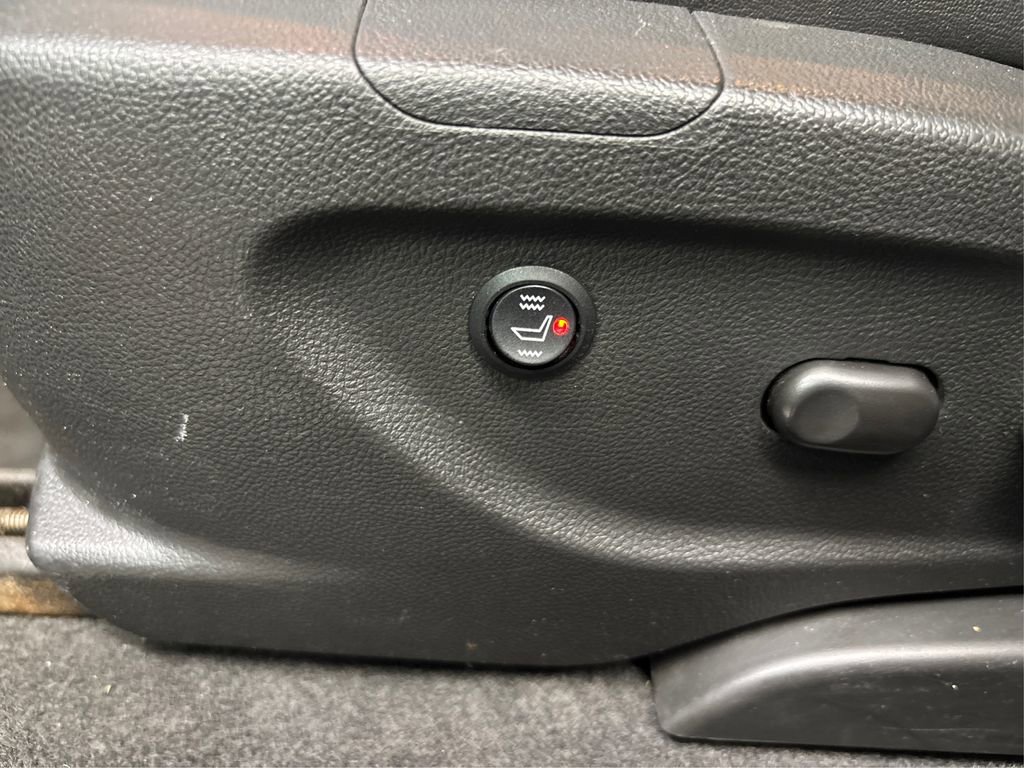 Used 2016 Buick Encore FWD image 32