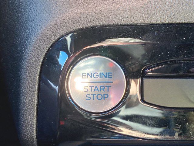 Used 2024 Ford Escape ST-Line w/ Tech Pack #1 AWD/4WD image 17