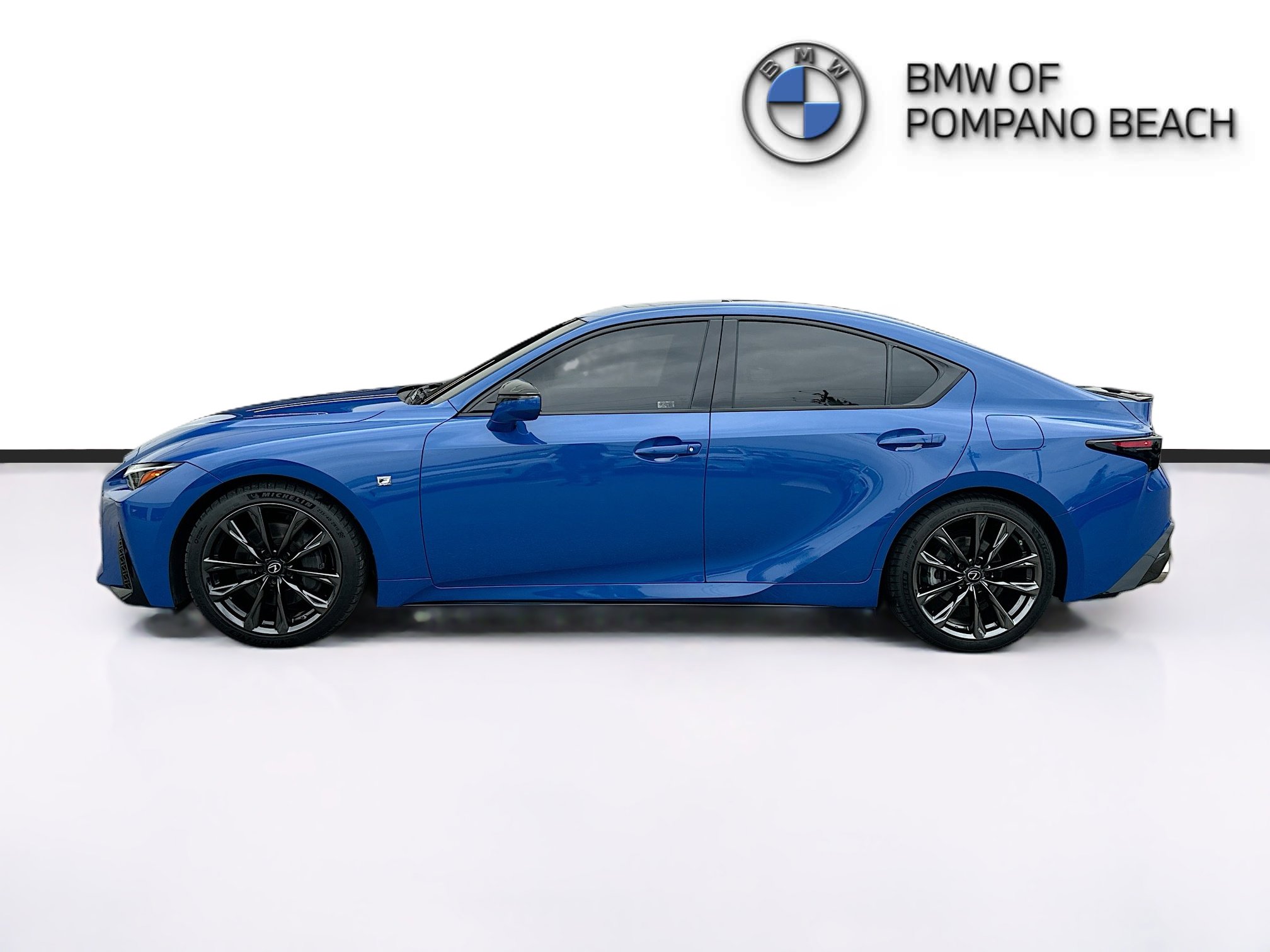 Used 2021 Lexus IS 350 F Sport RWD image 4
