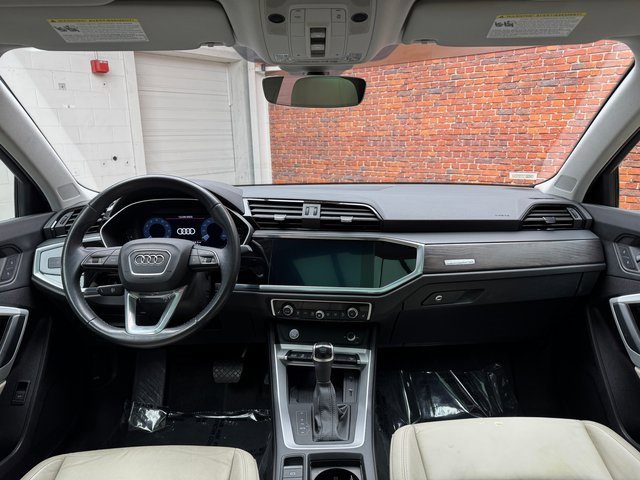 Used 2020 Audi Q3 2.0T Premium Plus w/ Premium Plus Package image 12