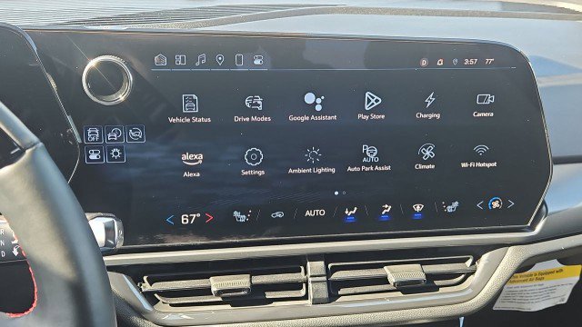 Used 2024 Chevrolet Equinox EV RS FWD image 13