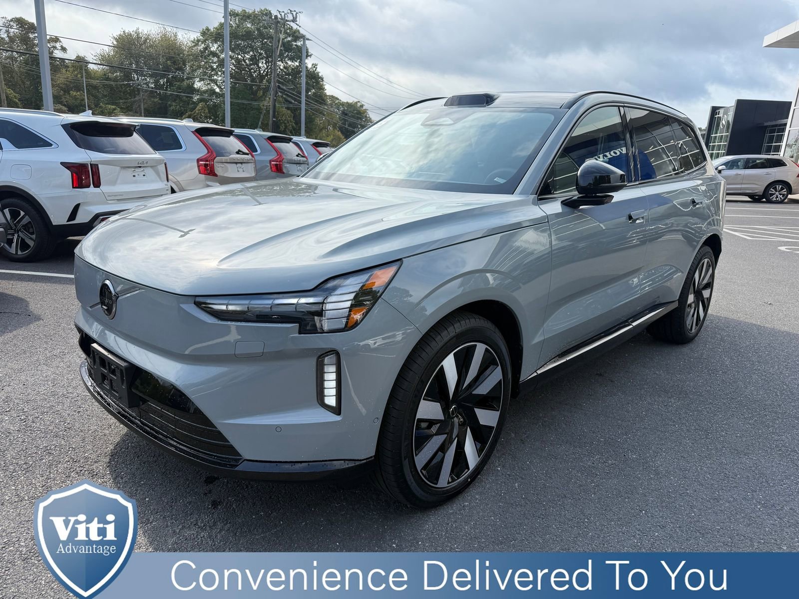 Used 2025 Volvo EX90 Ultra image 4