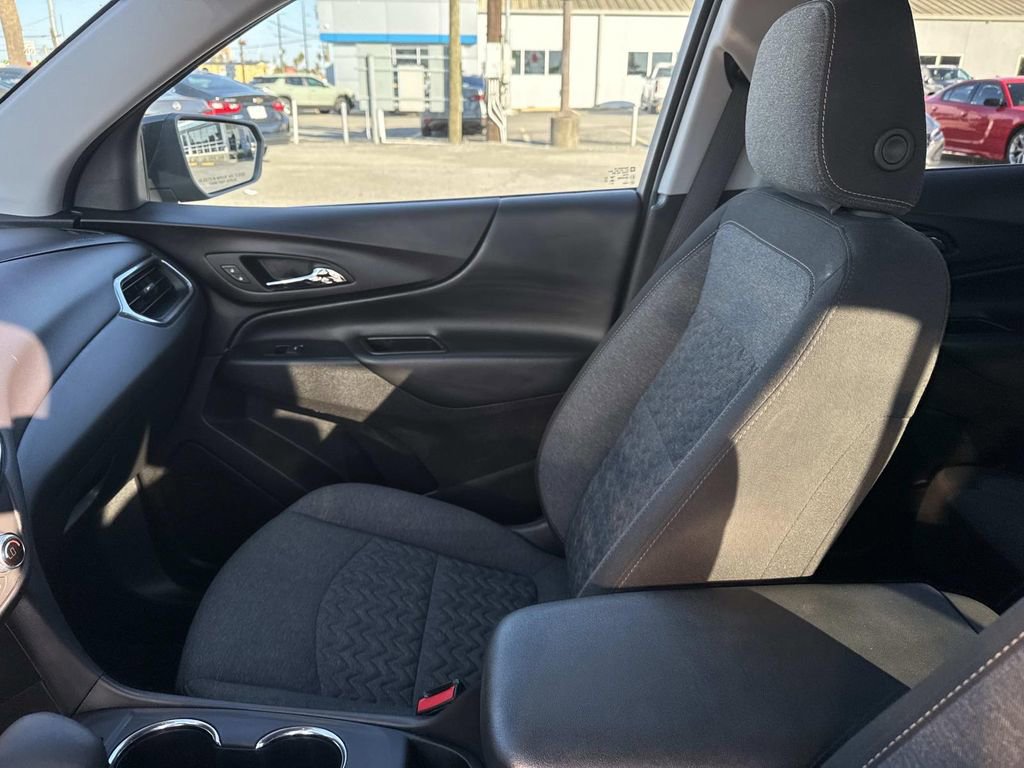 Used 2024 Chevrolet Equinox LT image 16