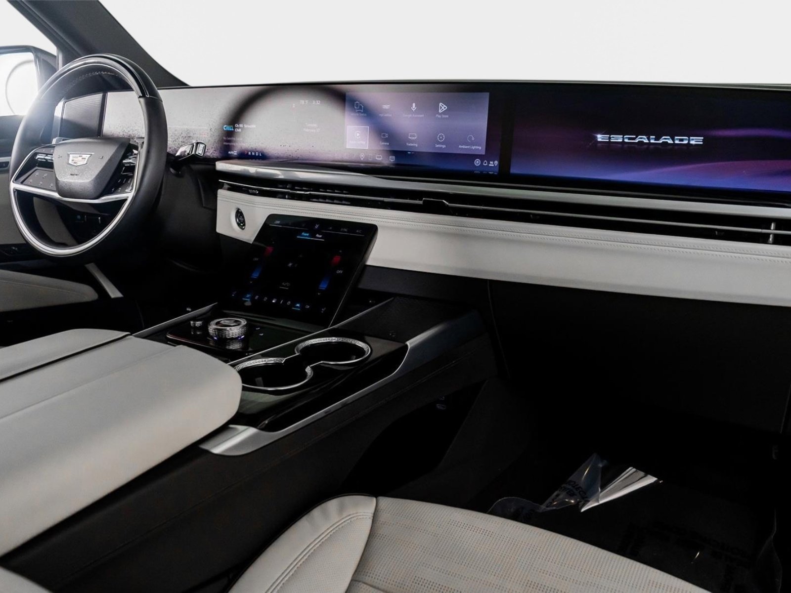 Used 2026 Cadillac Escalade Sport w/ LPO, Floor Liner Package image 18