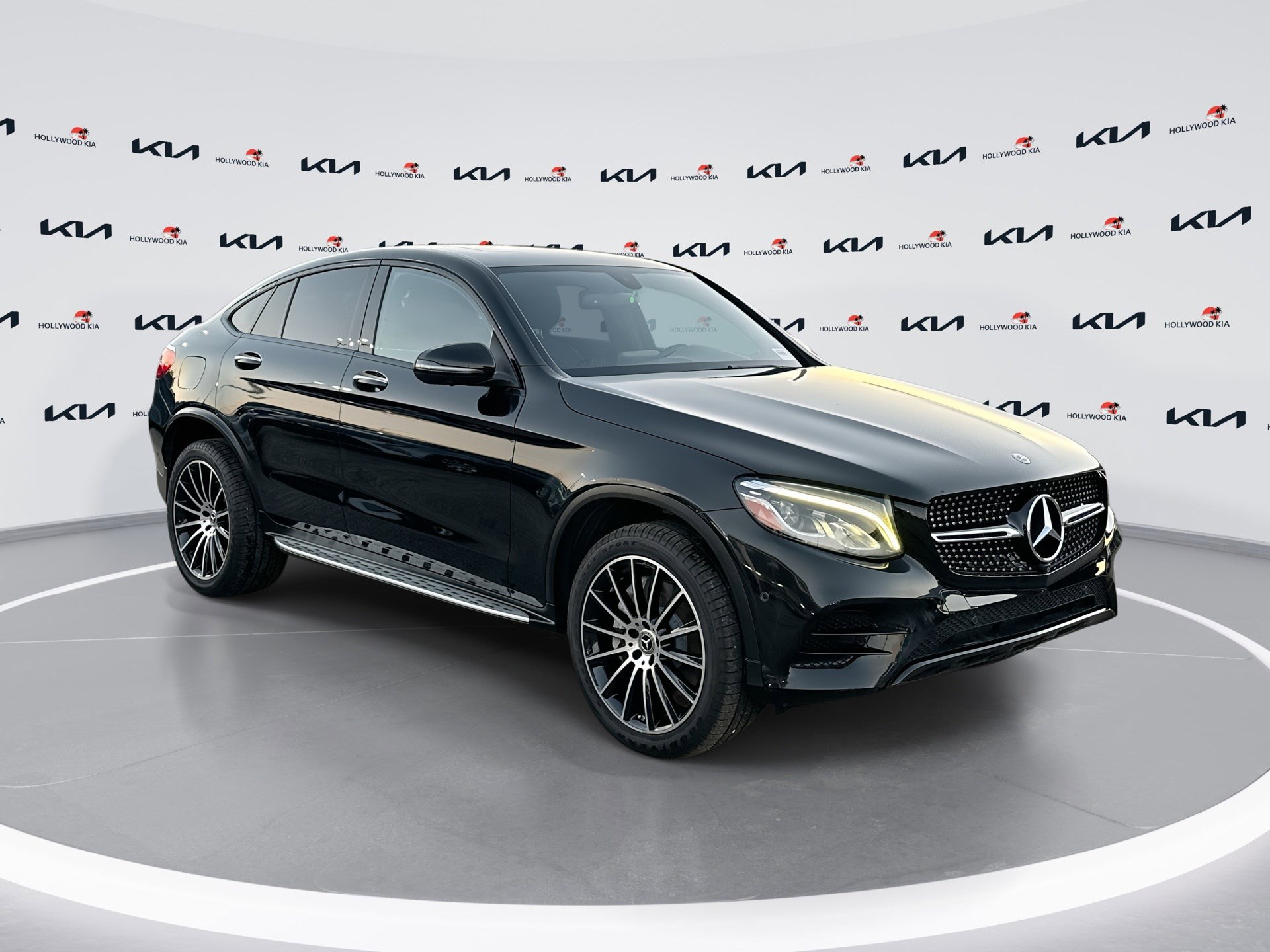 Used 2019 Mercedes-Benz GLC 300 4MATIC Coupe image 1