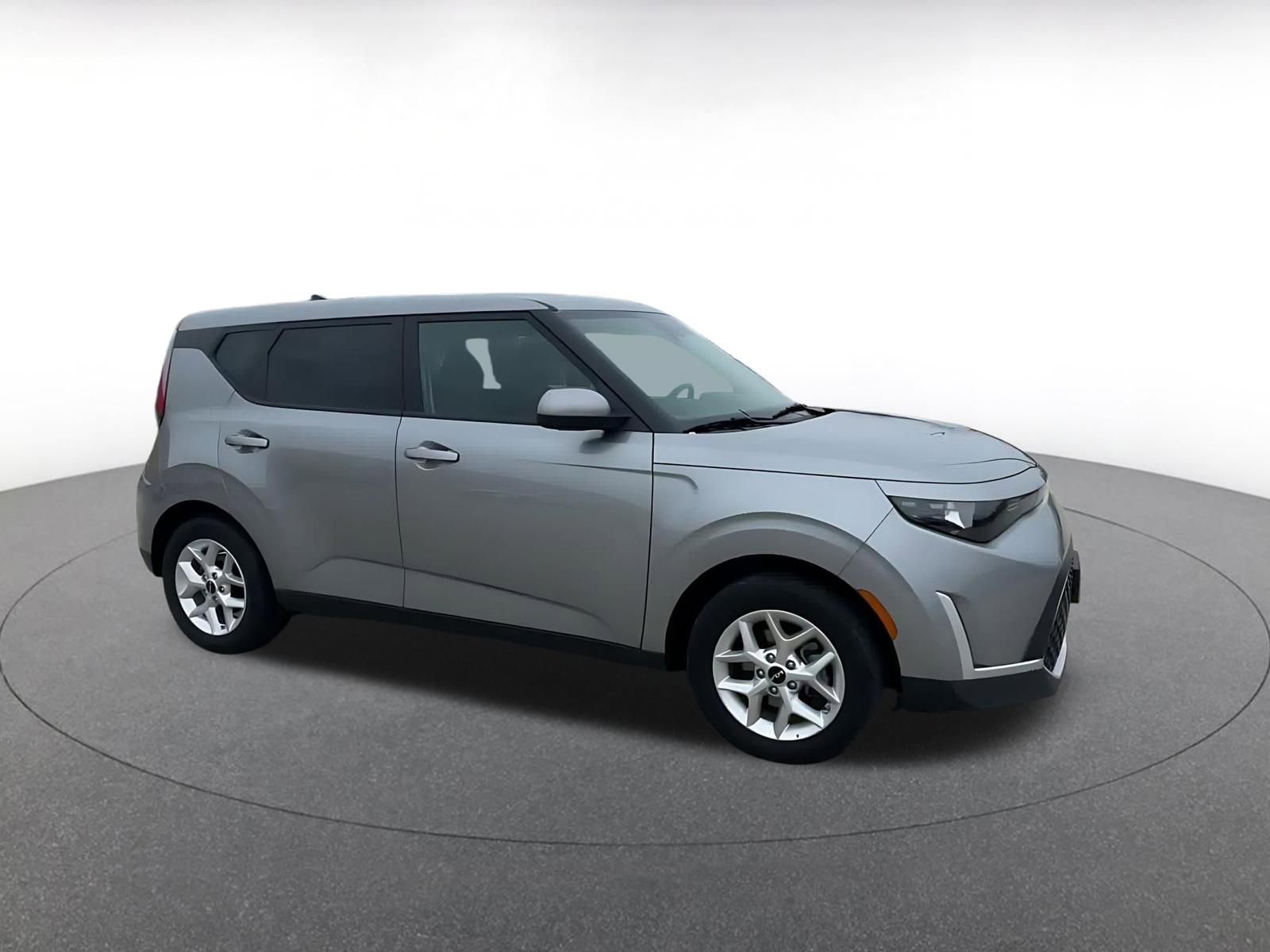 Used 2025 Kia Soul LX w/ LX Technology Package video 2