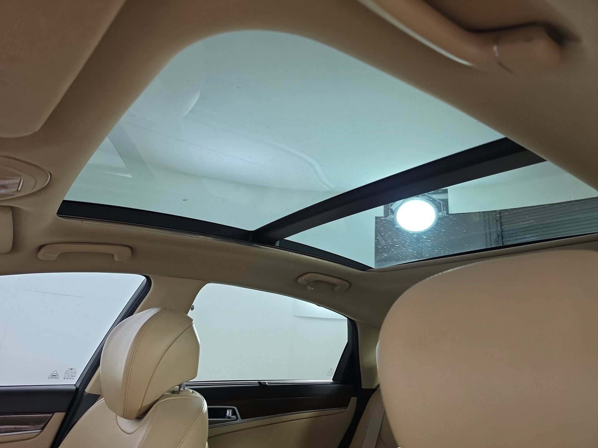 Used 2019 Genesis G80 3.8 image 32