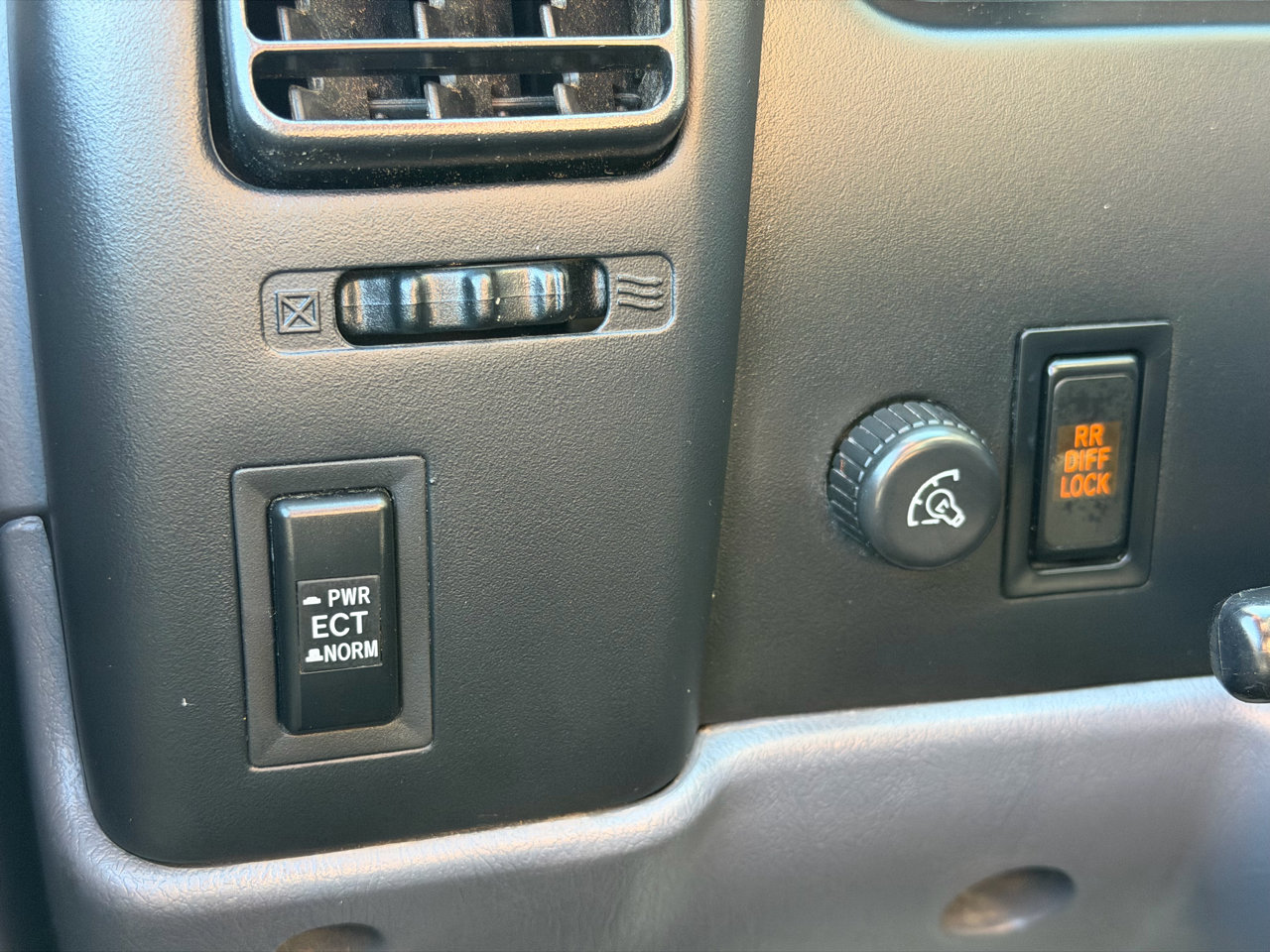 Used 1999 Toyota Tacoma 4x4 Xtracab V6 image 21