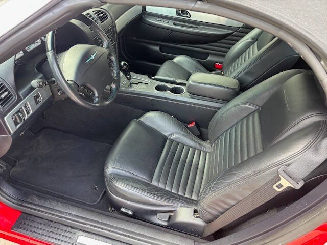 Used 2003 Ford Thunderbird image 8
