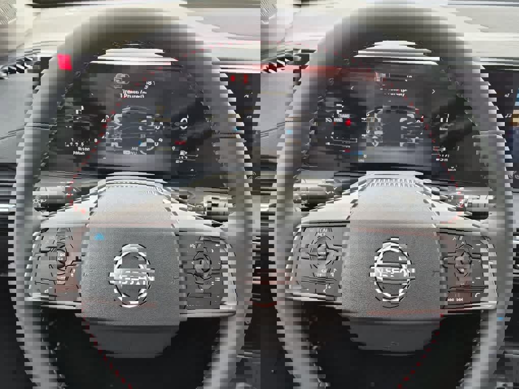 New 2026 Nissan Sentra SR w/ SR Premium Package FWD image 15