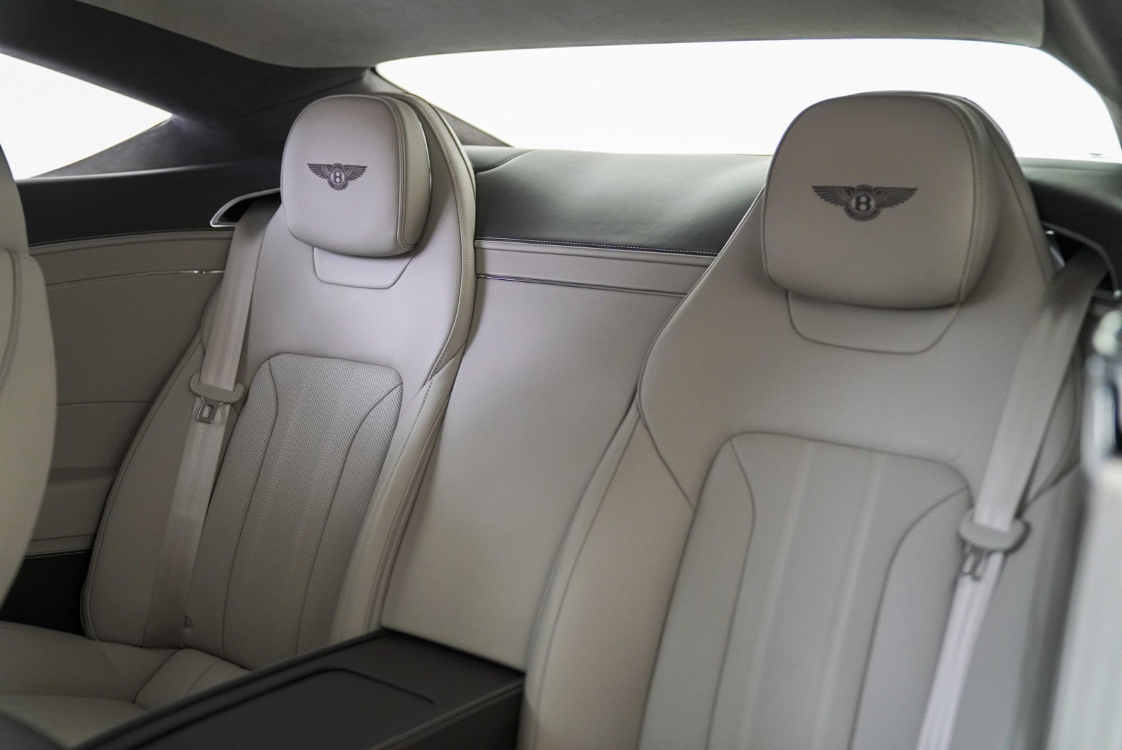 New 2026 Bentley Continental GT image 30