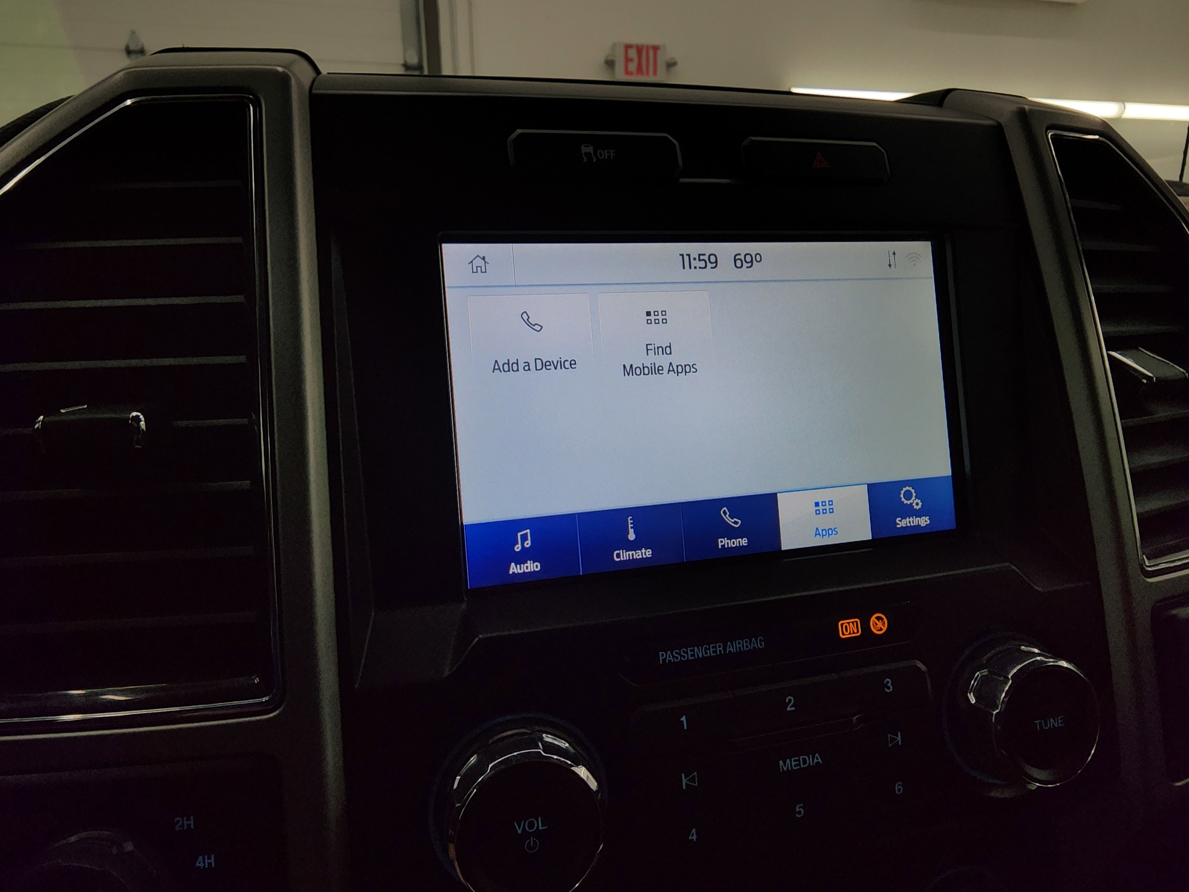 Used 2021 Ford F250 Lariat w/ Chrome Package image 50