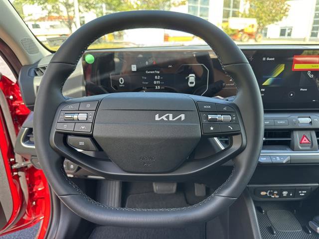 New 2025 Kia K4 EX image 15