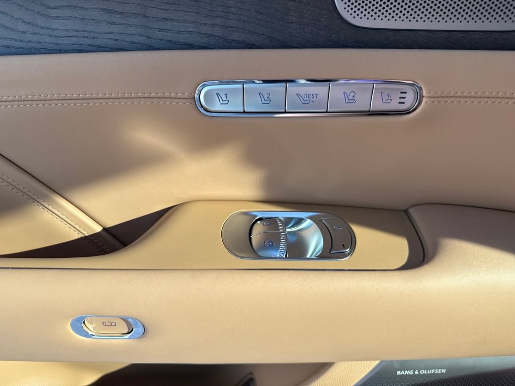 New 2026 Genesis G90 3.5T AWD/4WD image 18