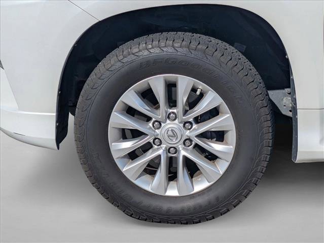 Used 2018 Lexus GX 460 Premium w/ Premium Package image 9