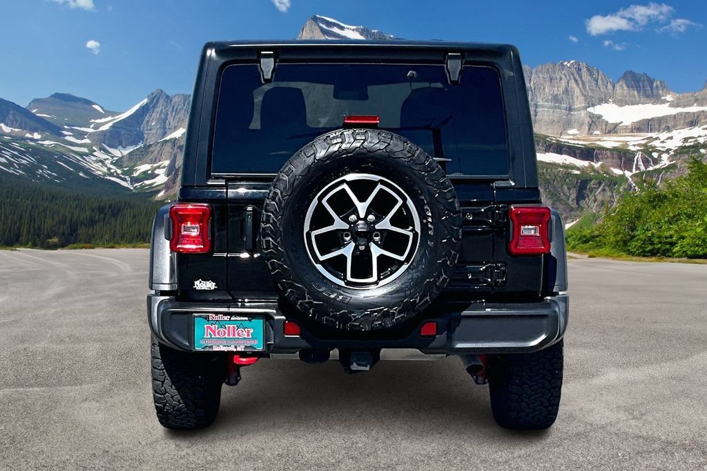 Used 2024 Jeep Wrangler Unlimited Rubicon AWD/4WD image 4