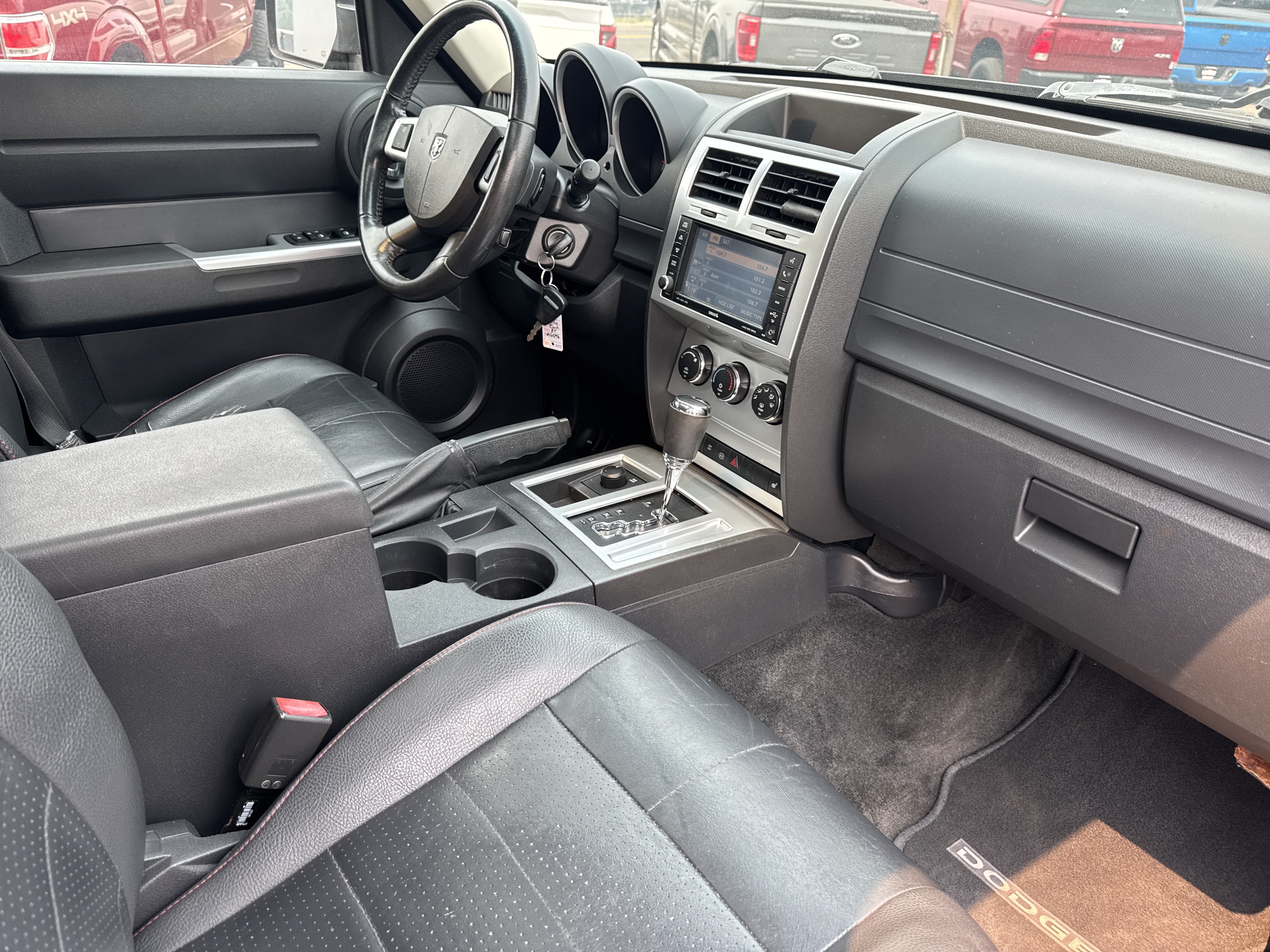 Used 2008 Dodge Nitro R/T AWD/4WD image 27