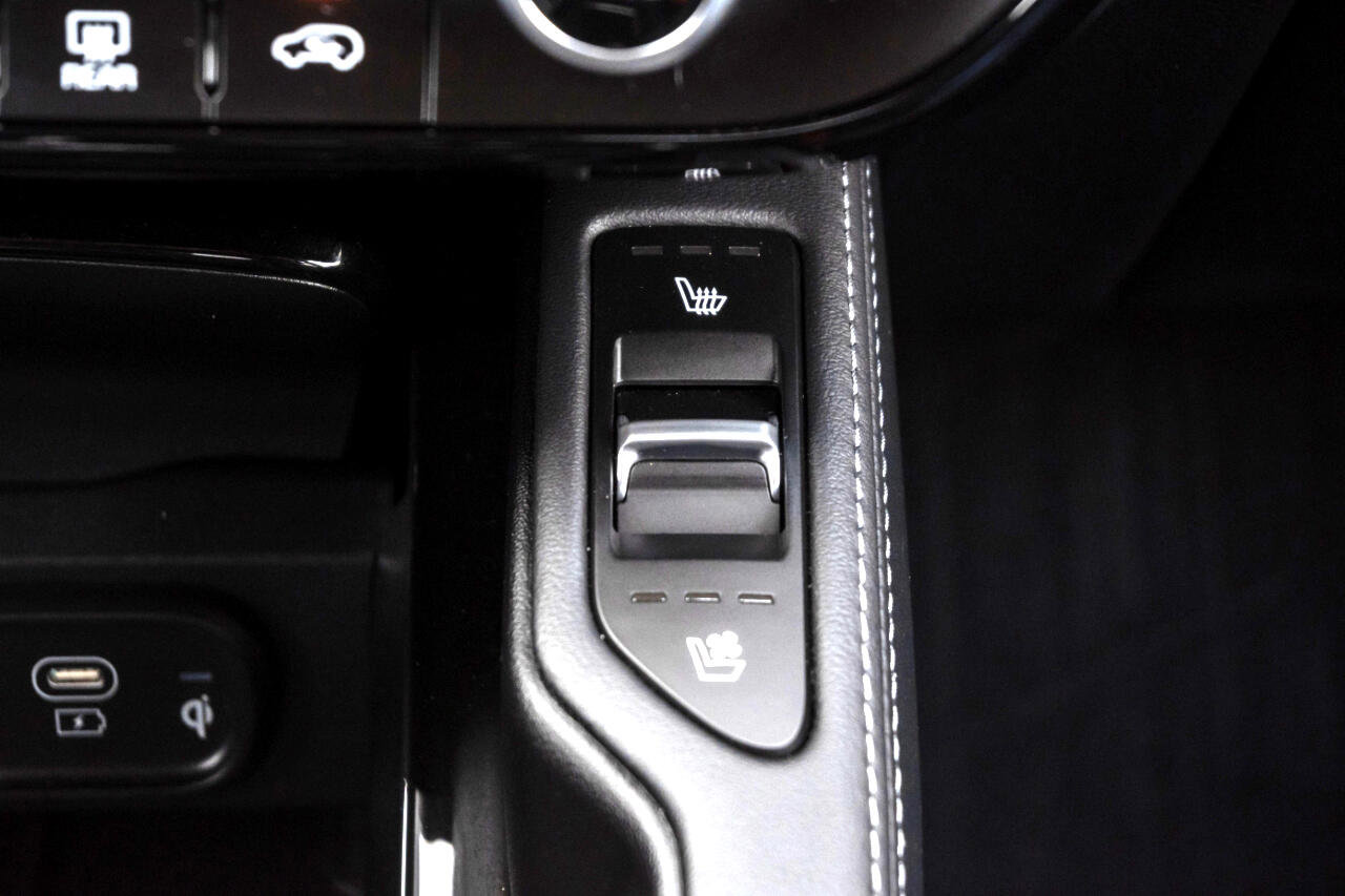 Used 2024 Kia Telluride EX w/ EX Captain's Chair Package image 32