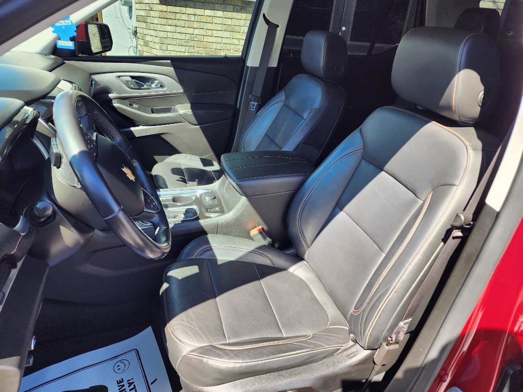 Used 2019 Chevrolet Traverse RS image 16