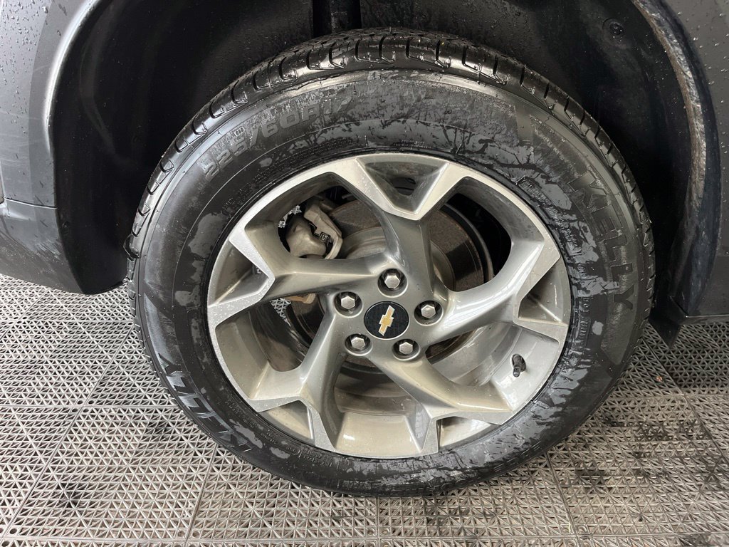 Used 2024 Chevrolet Trax LT w/ LT Convenience Package FWD image 22