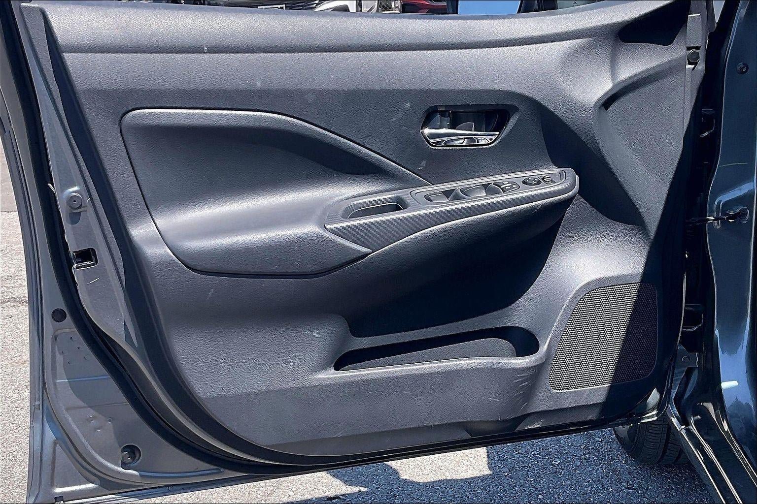 Used 2025 Nissan Versa SV FWD image 26