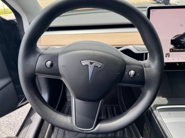 Used 2022 Tesla Model 3 Standard Range RWD image 17