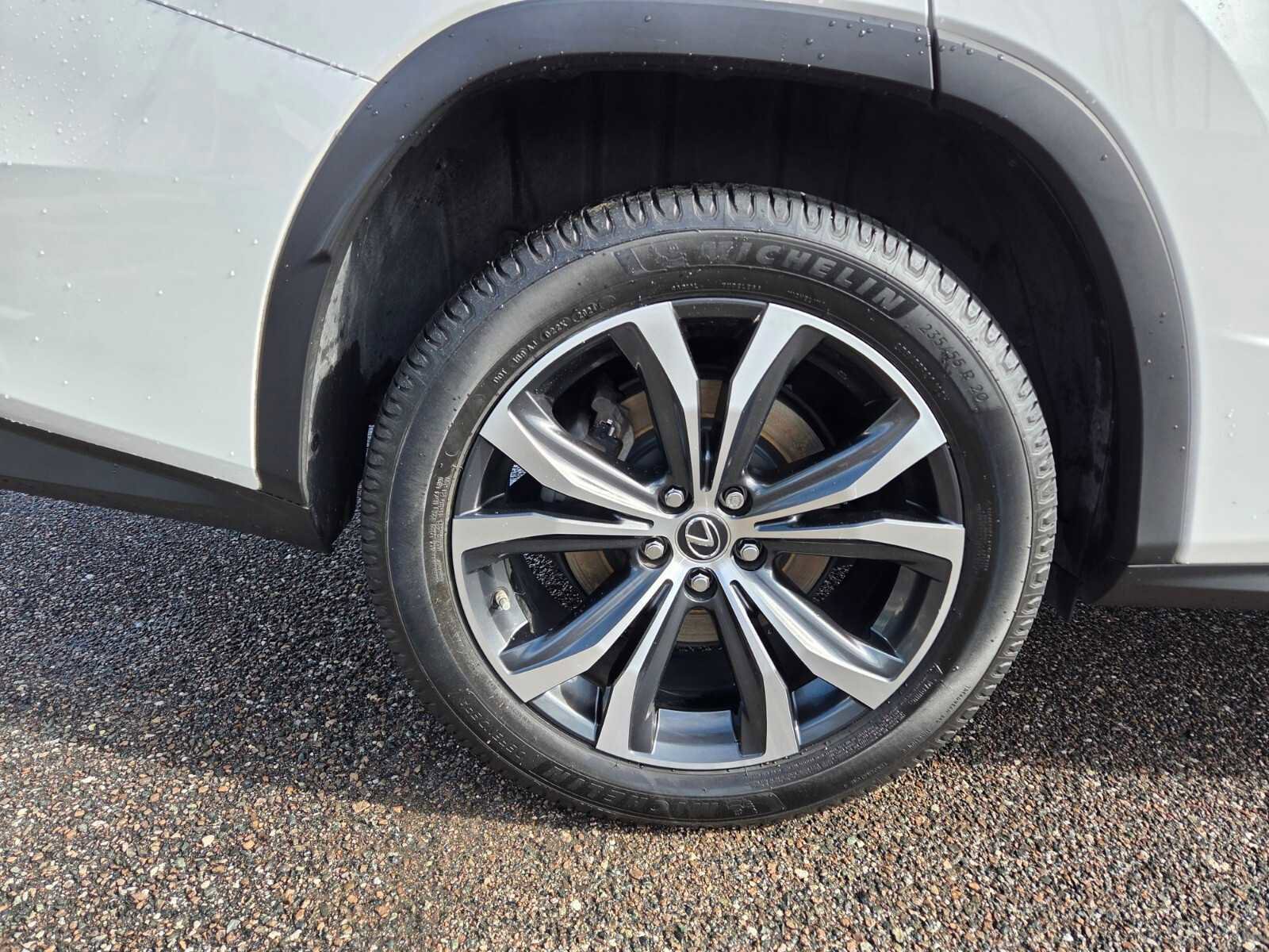 Used 2021 Lexus RX 350L FWD w/ Premium Package image 19