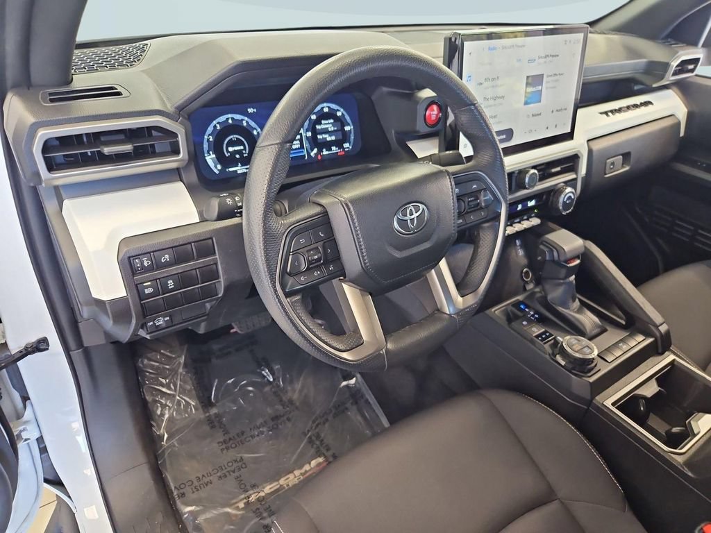 Used 2024 Toyota Tacoma TRD Off-Road AWD/4WD image 13